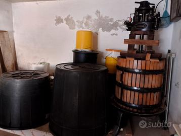 Torchio idraulico per vino da 60
