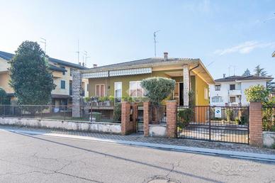 VILLA SINGOLA A VILLAFRANCA DI VERONA