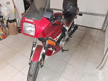 Suzuki GSX 400 FWS -1984