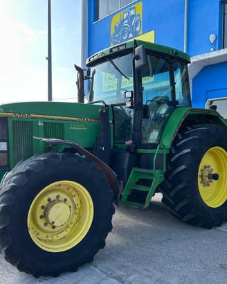 John Deere 7700