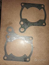 Guarnizione Base Cagiva Aletta rossa 