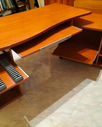 SCRIVANIA PORTA PC