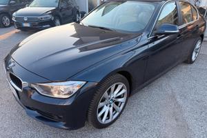 Bmw 320 320d xDrive Luxury