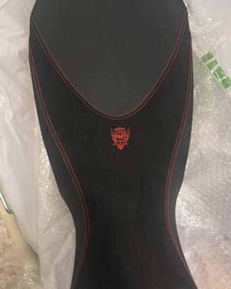 Sella Mv Corse Agusta Rivale 800