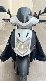 Motorino kymco Agility 200i - 2011