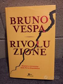 Libro Bruno Vespa. Rivoluzione.Uomini e retroscena