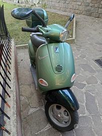 Vespa et4 125 cc