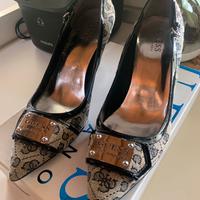 Decolletè GUESS