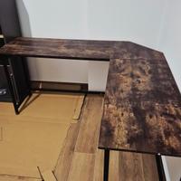 Scrivania angolare paro al nuovo con carrello port