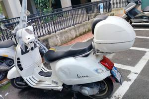 Vespa 300gts