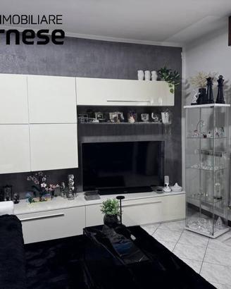 Appartamento di 105 m² con 3 locali e box auto a P
