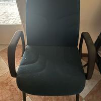 Sedia da ufficio imbottita in tessuto