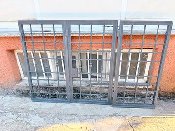 Grata/Persiana esterna in ferro 3 ante