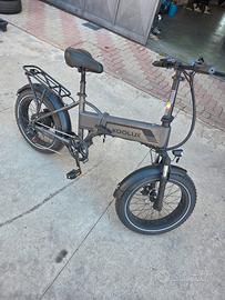 bicicletta elettrica pieghevole