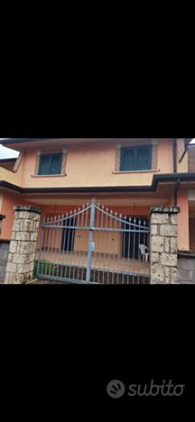 House in Colfelice - Vista 2