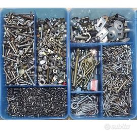 Minuteria metallica 14 Kg circa