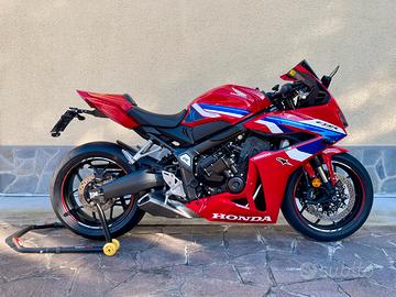 Honda CBR 650 R e-clutch