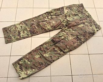 Pantaloni mimetici vegetati E.I. mai usati tg. M