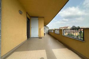 2 LOCALI A NOVARA