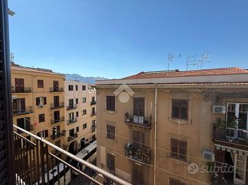 MONOLOCALE A PALERMO
