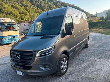Mercedes Sprinter 35 anno 2024