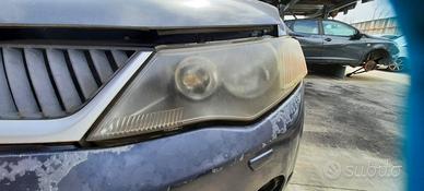 MITSUBISHI OUTLANDER 2007 - FARO ANTERIORE SINISTR
