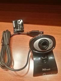 Trust chat webcam 16430-02