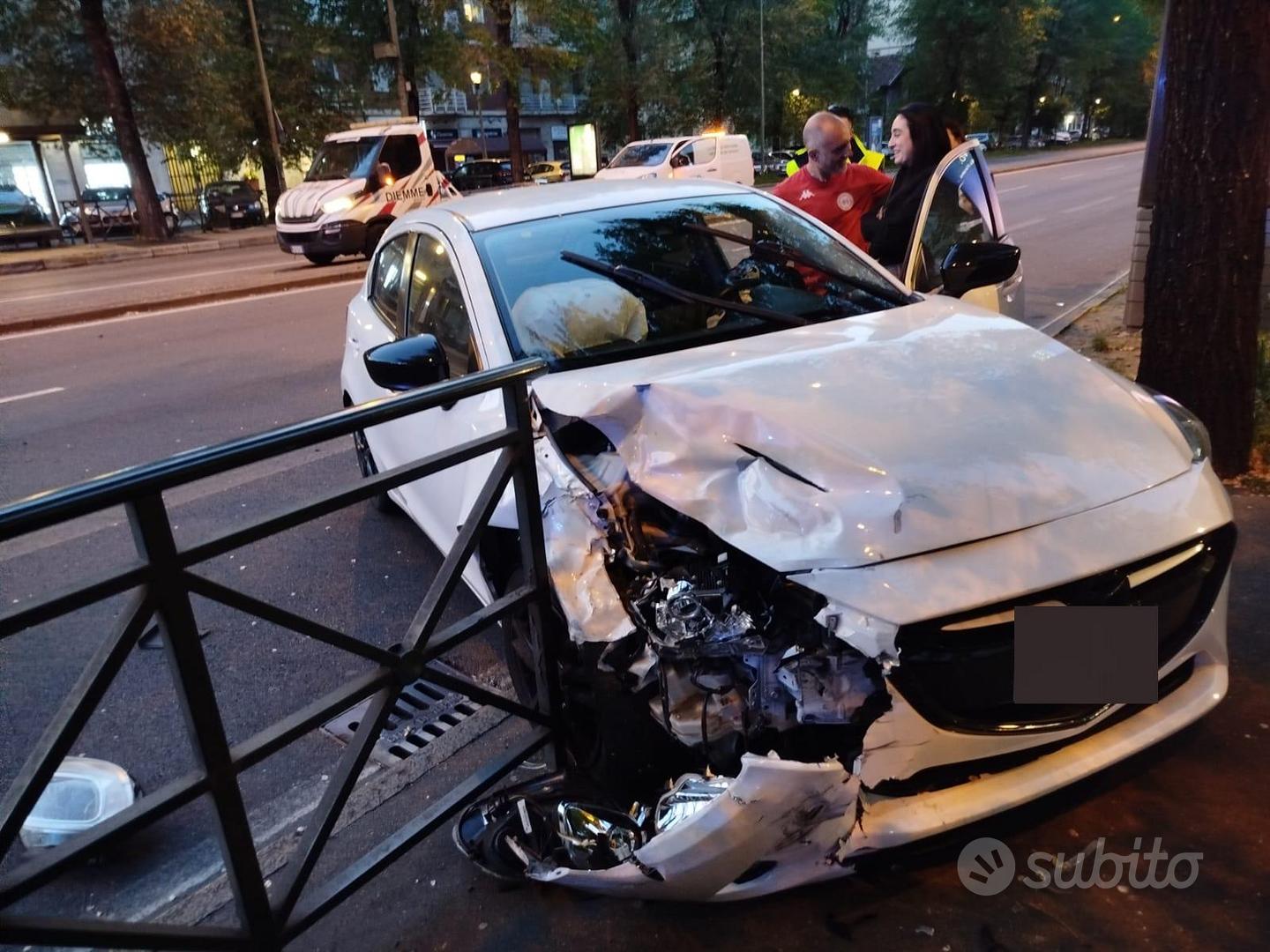 Mazda Mazda2 2016 photo 3