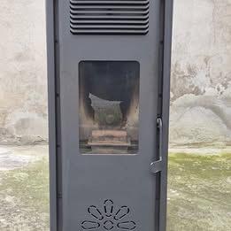 STUFA PELLET USATA POCHISSIMO