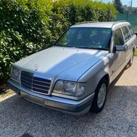 MERCEDES Classe E (W/S214)