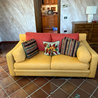 Divano + armadio camera da letto