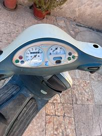PIAGGIO VESPA 50 ET4