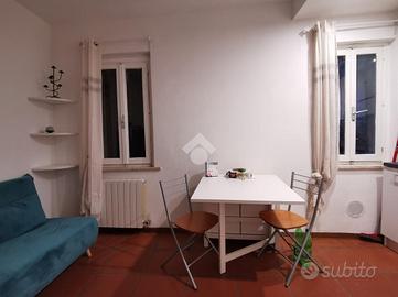 2 LOCALI A PERUGIA