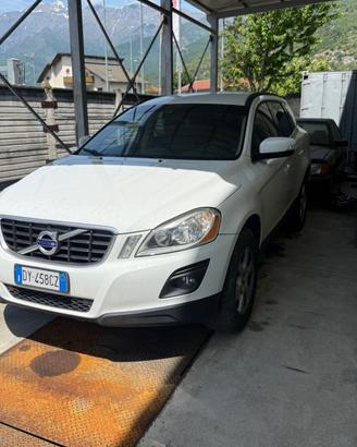 Volvo XC 60 XC60 2.4 D 163 CV AWD Momentum