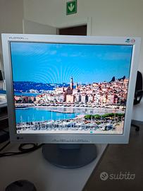 monitor Lg  Flatron 19" model 