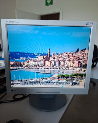 monitor Lg  Flatron 19" model 