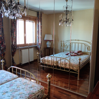 Camera da letto in ottone