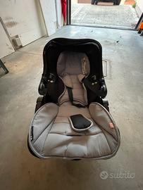 Ovetto Kiddy con supporto isofix