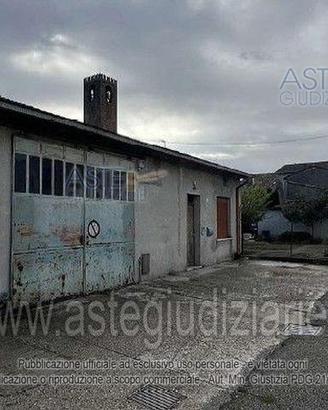 Magazzino Serravalle a Po [A4346803]