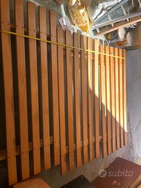 Letto basso in legno