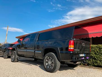 Hard top chevrolet silverado