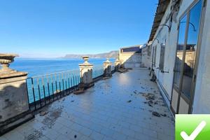 Fabbricato Storico del '700 Sul Mare Chianalea