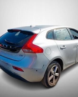 PARAURTI POST. 2016 VOLVO V40 D2 ES 2.0D