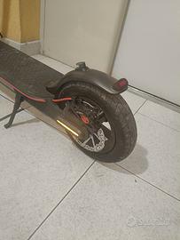 monopattino Xiaomi m360 pro