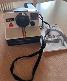 Polaroid 1000 land camera