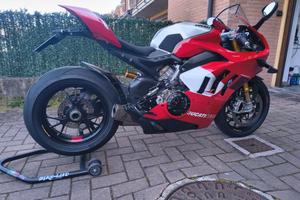 Panigale V4R  in garanzia