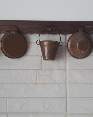 Collezione di pentoline di rame Vintagetage