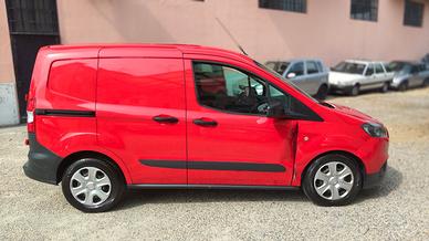 Ford Transit Courier 1.5 TDCi 75CV Titanium