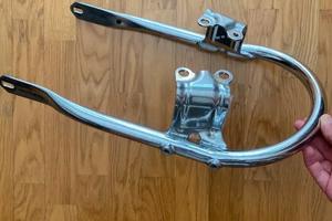 staffa per sella Triumph bonneville