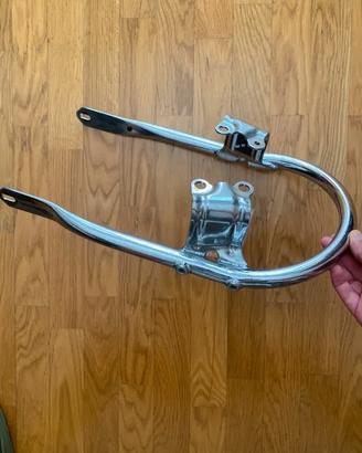 staffa per sella Triumph bonneville